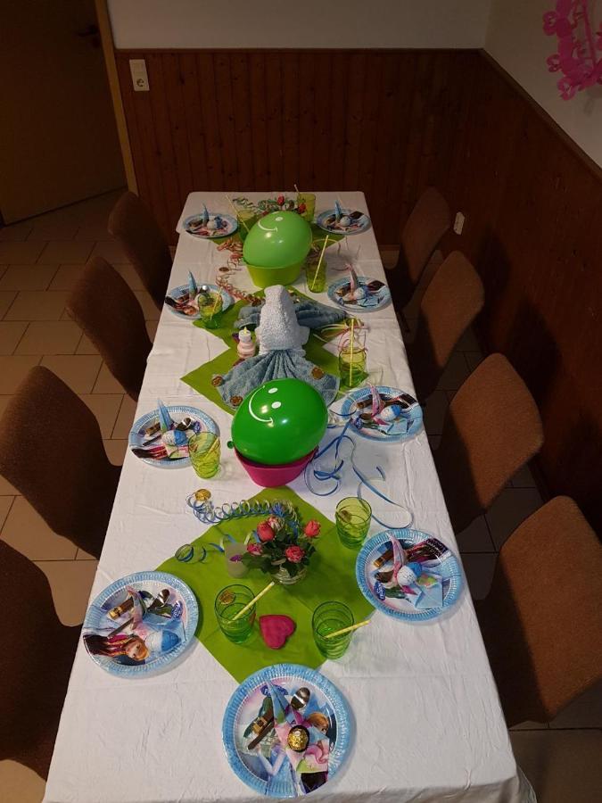 Grosshartmannsdorf Teichcampホステル エクステリア 写真